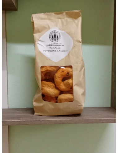 Taralli al peperone crusco