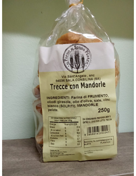 Trecce con mandorle